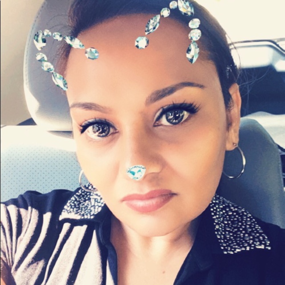 Meet your Posher, Melissa